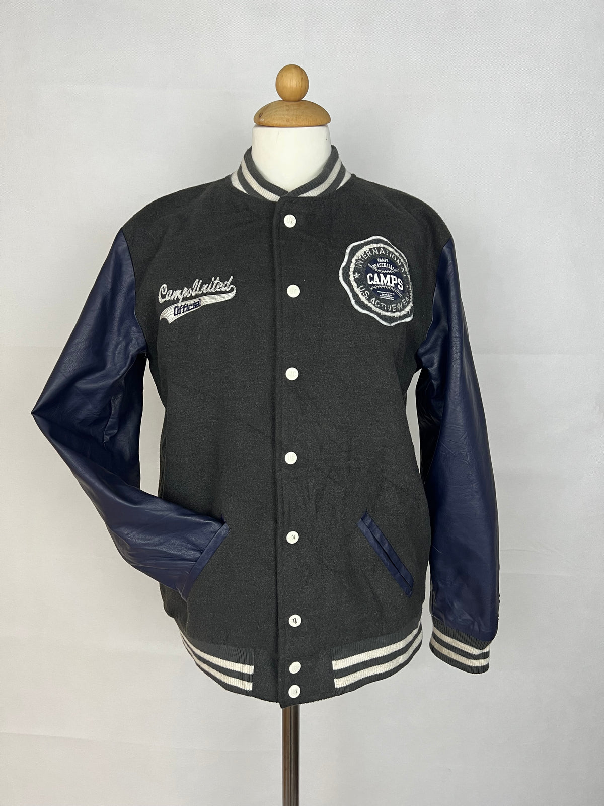 SPORTS JACKET