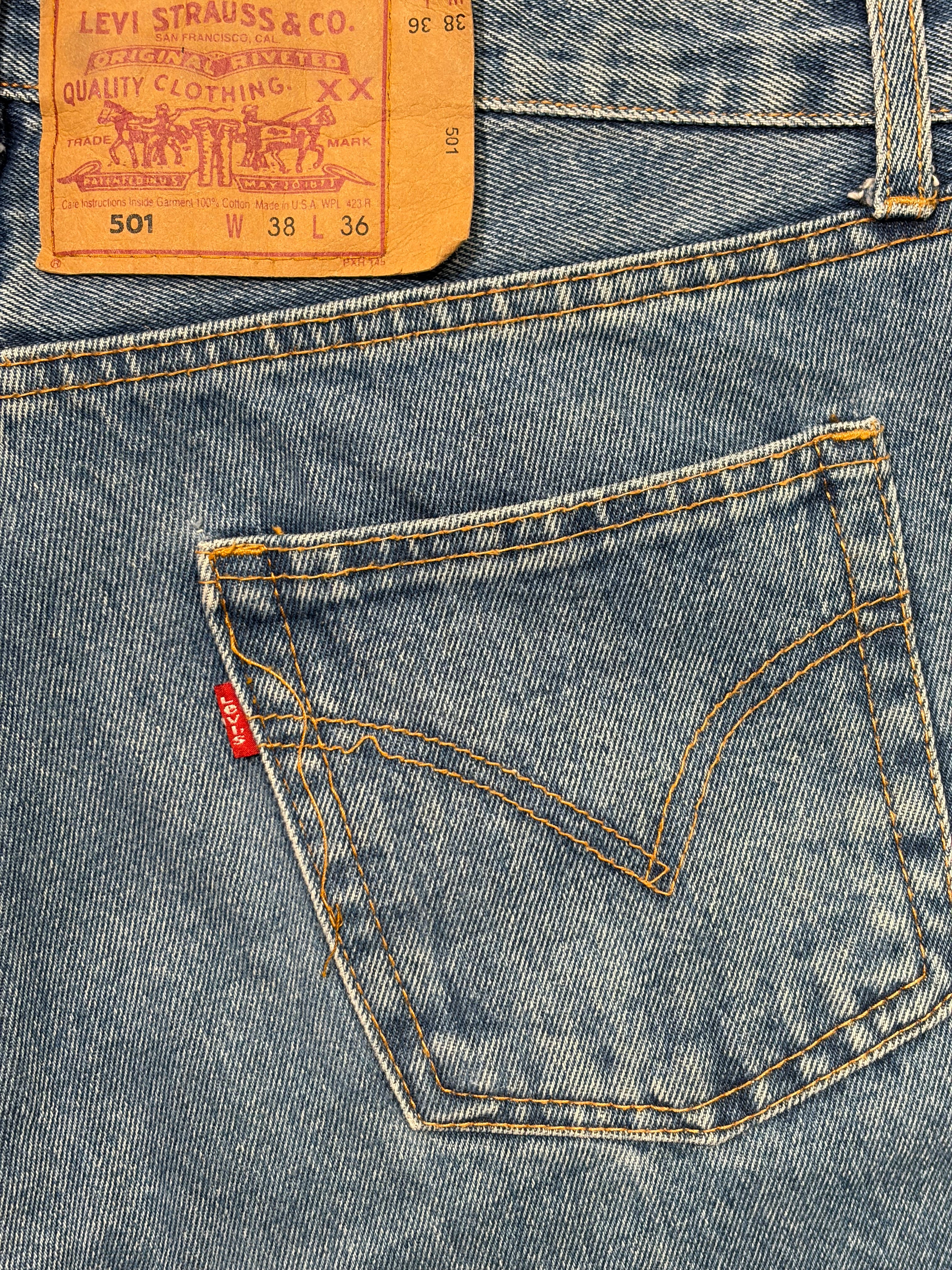Levi’s 501 Jeans