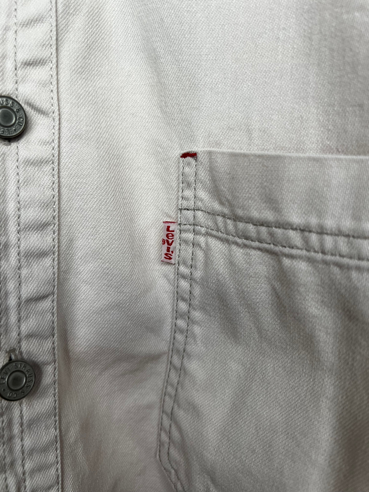 LEVI’S SHIRT