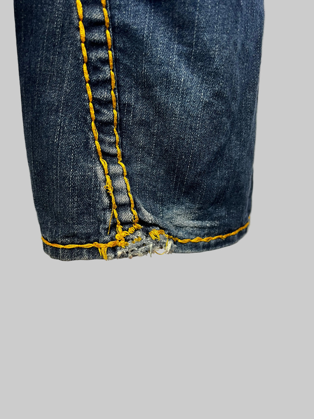 TRUE RELIGION JOEY