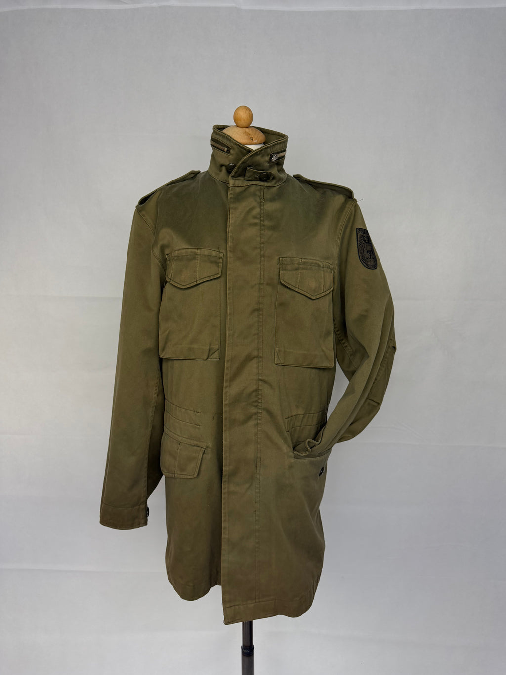ARMY JACKET