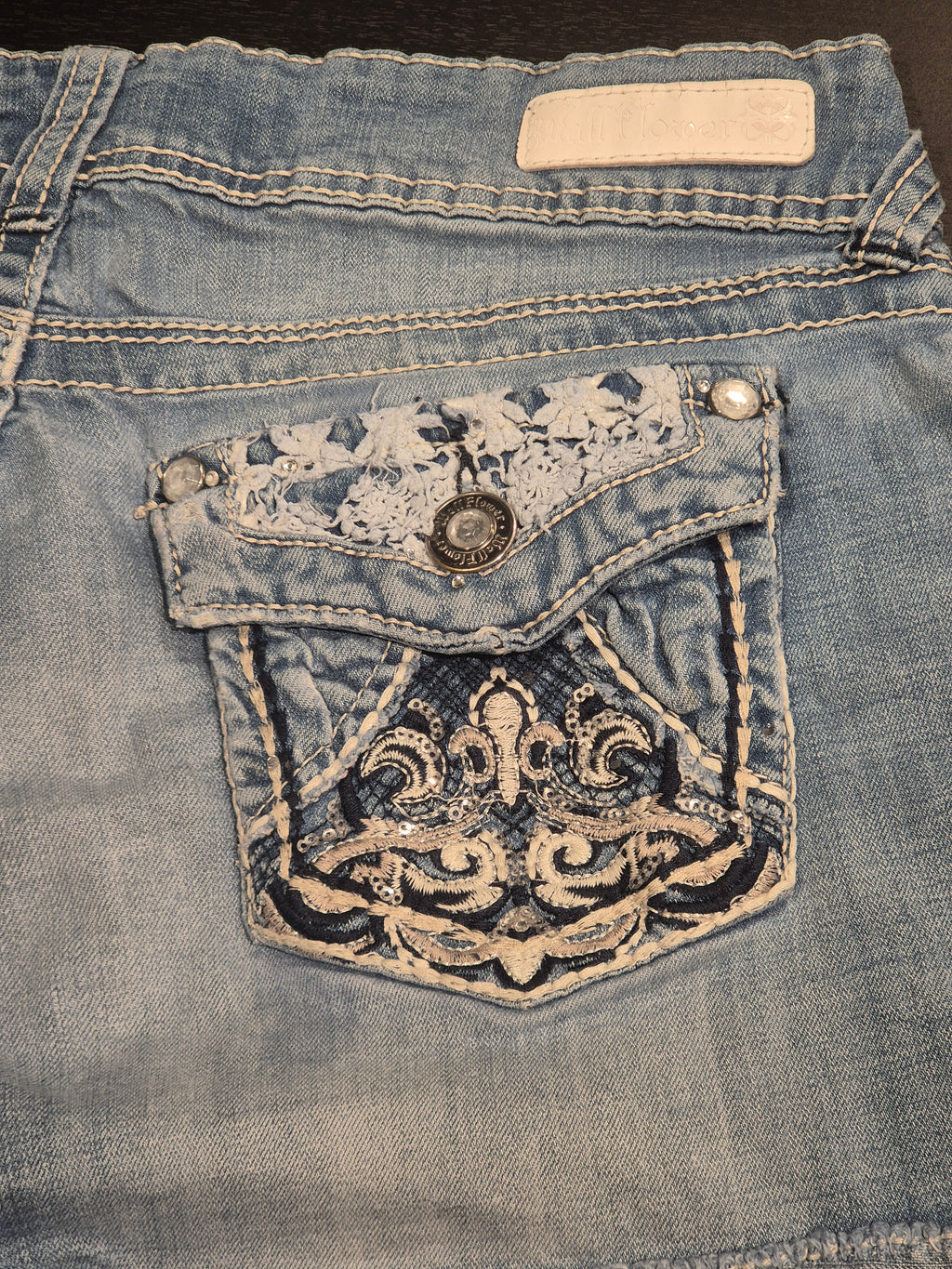 Wallflower Shorts
